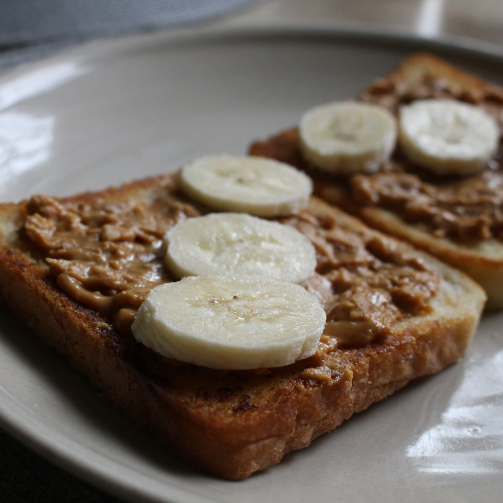  Peanut butter toasts